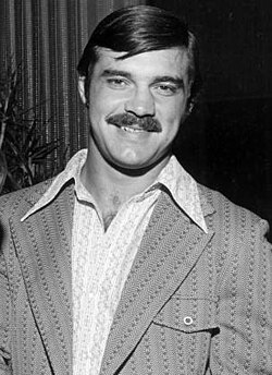 Hall of Fame FB Larry Csonka