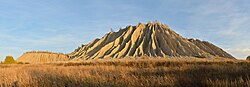 A spoil tip covered in rills and gullies due to erosion processes caused by rainfall: Rummu, Estonia