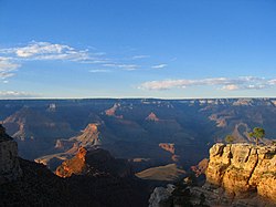 Grand Canyon National Park, south rim of canyon.