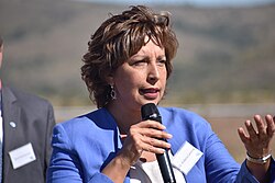 Governor Arabella Carreras