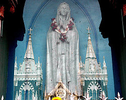 Statue of Mary at Mount Mary Church, Bandra