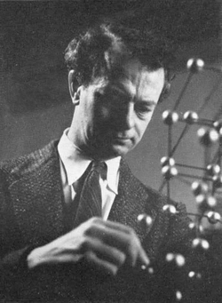 Pauling in 1941