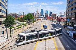 KC Streetcar leaving the line's Union Station terminus