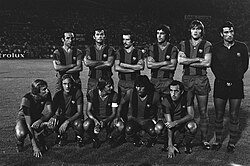 Rexach (first row, first to left) in 1975