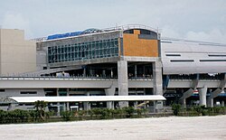 The Metrorail station under construction in June 2011. The old Tri-Rail station, not yet closed, is at the bottom left.