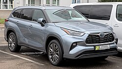 Toyota Highlander hybrid vehicle
