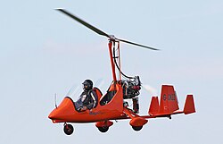 A Magni M-16 Tandem Trainer autogyro
