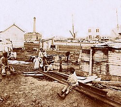 Families at the Port of Buenos Aires, circa 1890.
