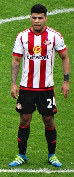 Yedlin playing for Sunderland in 2016