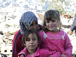 Palestinian girls in Jabalia in 2009