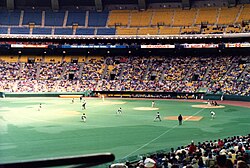 Olympic Stadium during an Expos game in 1986