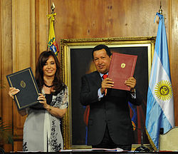 Cristina Fernández de Kirchner with Venezuelan president and personal friend, Hugo Chávez
