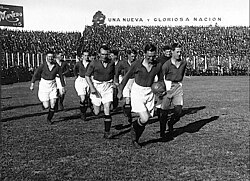 Motherwell F.C. players entering to River Plate field to play the first match of the tour, May 1928