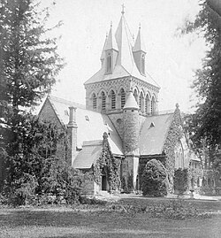 Trinity Church with its original tower and shorter nave before the renovations in 1914