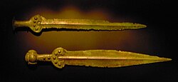 Apa-type swords, 17th-century BC