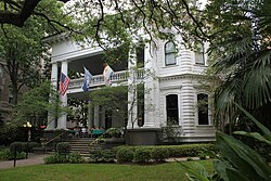 Columns Hotel