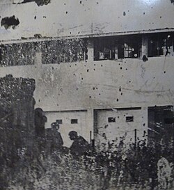 Silhouette of Israeli paratroops advancing on Ammunition Hill