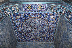 Early cuerda seca tile decoration with arabesque motifs in the Green Mosque in Bursa (1424)