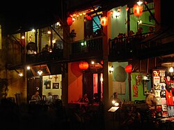 Hội An on the 14th night of the seventh lunar month, 2006.