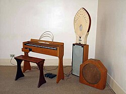 An ondes Martenot, an electronic instrument, for which Messiaen included a part in several of his compositions: the orchestra for his opera Saint François d'Assise includes three of them