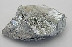 Piece of chromium produced with aluminothermic reaction