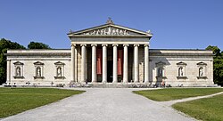 The Glyptothek houses King Ludwig I's collection of Greek and Roman sculptures.
