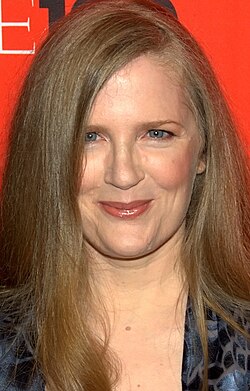 Suzanne Collins (1985), author of the Hunger Games series