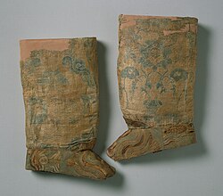 Khitan silk boots