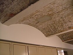 Shallow jack arches between steel I-beams provide the structural support for the floors of the Mint.