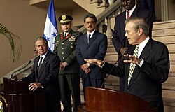 President Ricardo Maduro with U.S. Secretary of Defense Donald Rumsfeld in August 2003