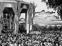 Wilson accepts the Democratic Party nomination for president in 1916