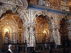 Golden Baroque inner decoration of the Franciscan church of Salvador (first half of the 18th century)