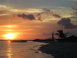 The Dutch settled in La Tortuga in 1605 until they were again evicted by the Spanish in 1631.