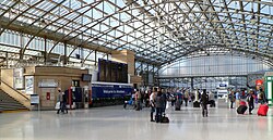 Concourse at Aberdeen station (2011)