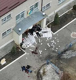 Casualties after two shells hit a two-storey building of a kindergarten in Okhtyrka, causing about 50 people to be hospitalised