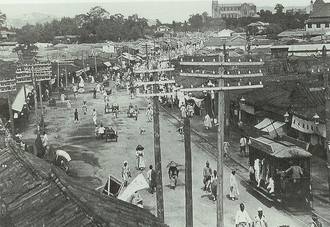 An image of Seoul in utilisation of electrical infrastructure ca 1900
