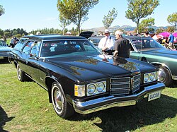 1975 Pontiac Catalina Safari