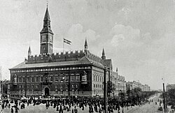 Inauguration of the 20th century city hall on 12 September 1905.