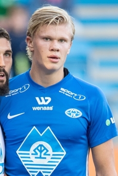 Haaland playing for Molde in 2018