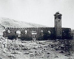 View of Amman's Omari mosque in 1867, today's Grand Husseini Mosque, which was described by 10th century Arab geographer Al-Maqdisi as having been located near markets.