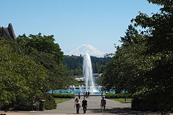 Mount Rainier viewed from Drumheller Fountain