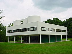 Le Corbusier, The Villa Savoye in Poissy (1928–1931)
