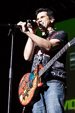 Tommy Tallarico (pictured in 2009) claims the copyright to the "Roblox oof" sound and claimed to have personally produced it.