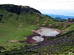 The crater lake Baengnokdam (November 2012)