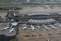 Aerial view of Terminal 2A and 2B in 2007 (before refurbishment)