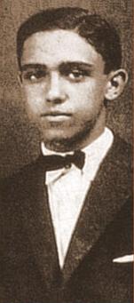 Niemeyer in 1917
