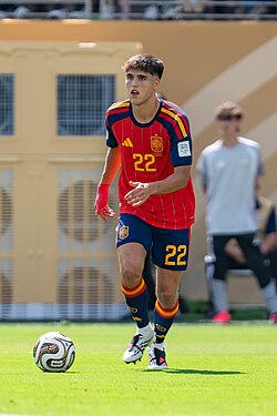 Cubarsí with Spain against Argentina at the 2026 World Cup final