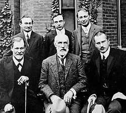 At Clark University, Worcester, Massachusetts in 1909. Front row: Freud, G. Stanley Hall, Carl Jung; back row: Abraham Brill, Ernest Jones, Sándor Ferenczi