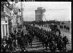 A unit of the National Defence Army Corps on its way to the front in 1918