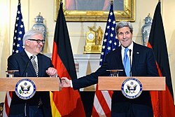 Steinmeier with U.S. Secretary of State John Kerry in March 2015